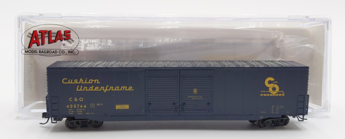 Atlas 50004970 N Chesapeake & Ohio 60' Auto Parts Double Door Box Car #488744