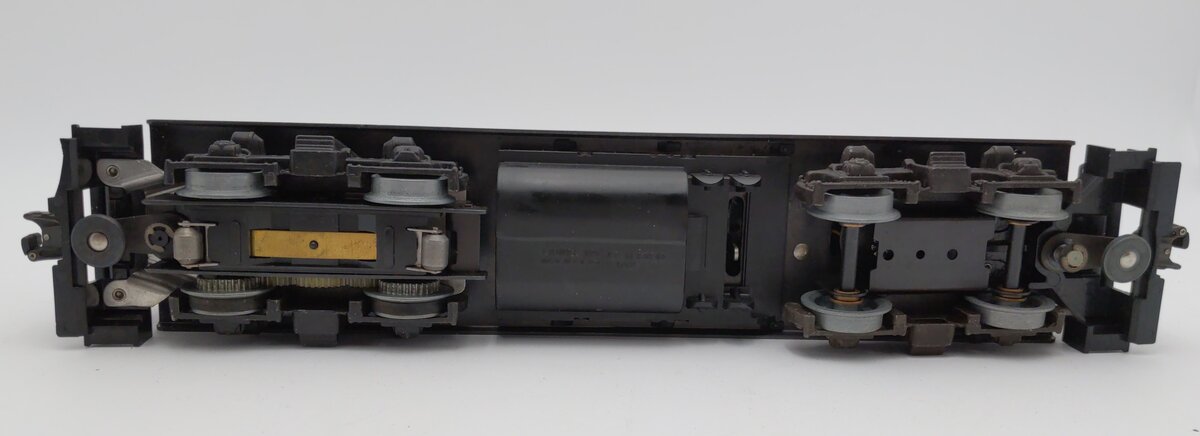Lionel 6-8357 O Gauge Pennsylvania GP9 Diesel Locomotive #8357 VG/Box