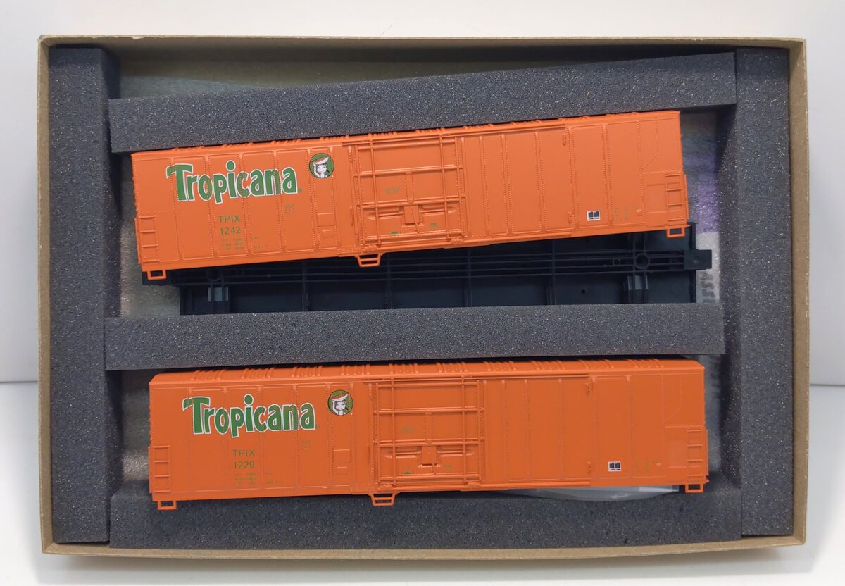 Athearn 2319 HO Scale Tropicana 57'''' Reefer Car #1229 & 1242 Kit (Set of 2)