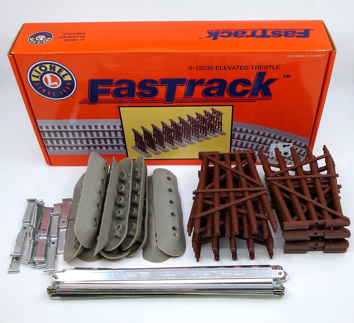 Lionel 6-12038 O FasTrack Elevated Trestle Set LN/Box