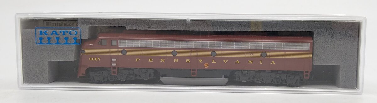 Kato 176-5313 N Pennsylvania EMD E8A Diesel Locomotive #5887