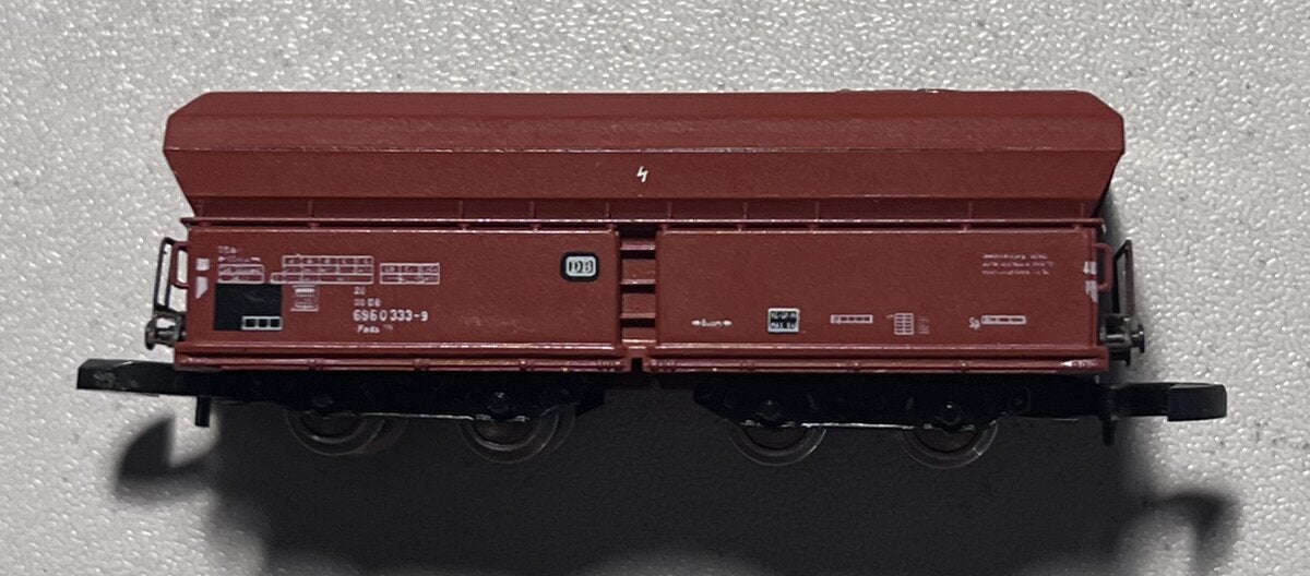Marklin 8630 Z Scale DB German Federal Railroad Hopper Car