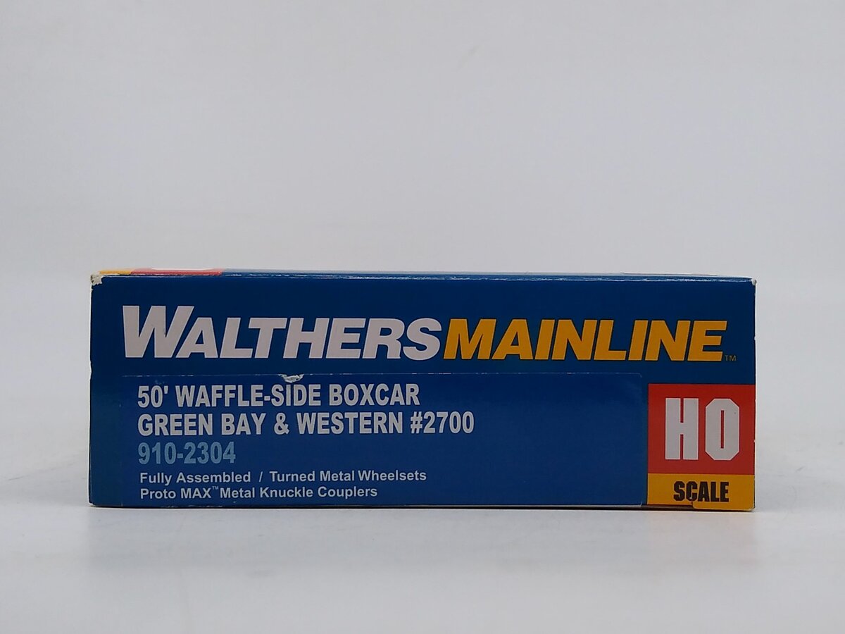 Walthers 910-2304 HO Scale Green Bay & Western 50' Waffle-Side Box Car #2700