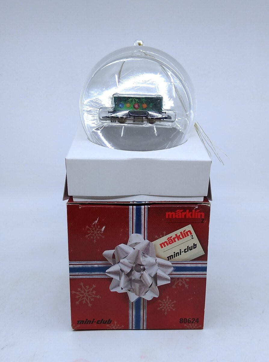 Marklin 80624 Z 2014 Christmas Reefer w/Ornament