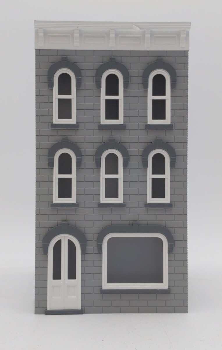 MTH 30-9078 O 3-Story Town House - Gray w/ White Trim