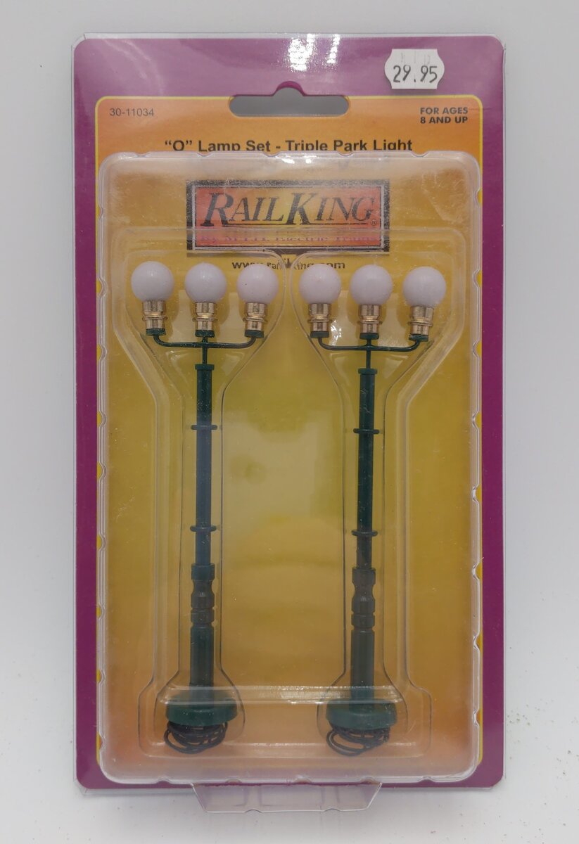 MTH 30-11034 O Tripple Globe Park Lamp Set (Pack of 2)