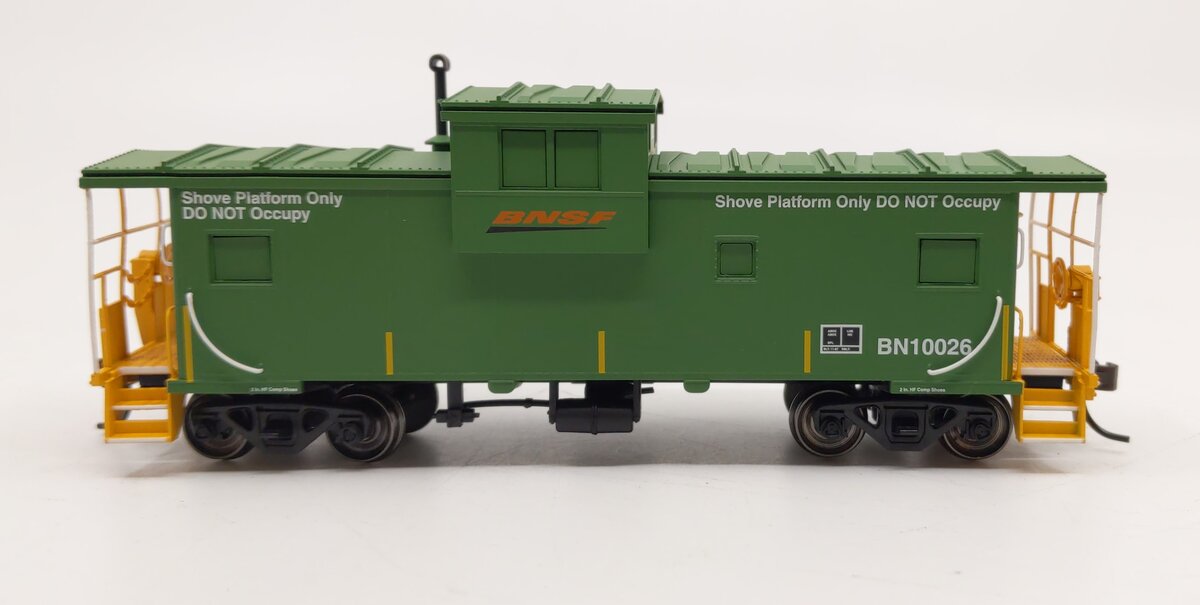 Atlas 20003100 HO Scale BNSF Extended Vision Caboose #10026
