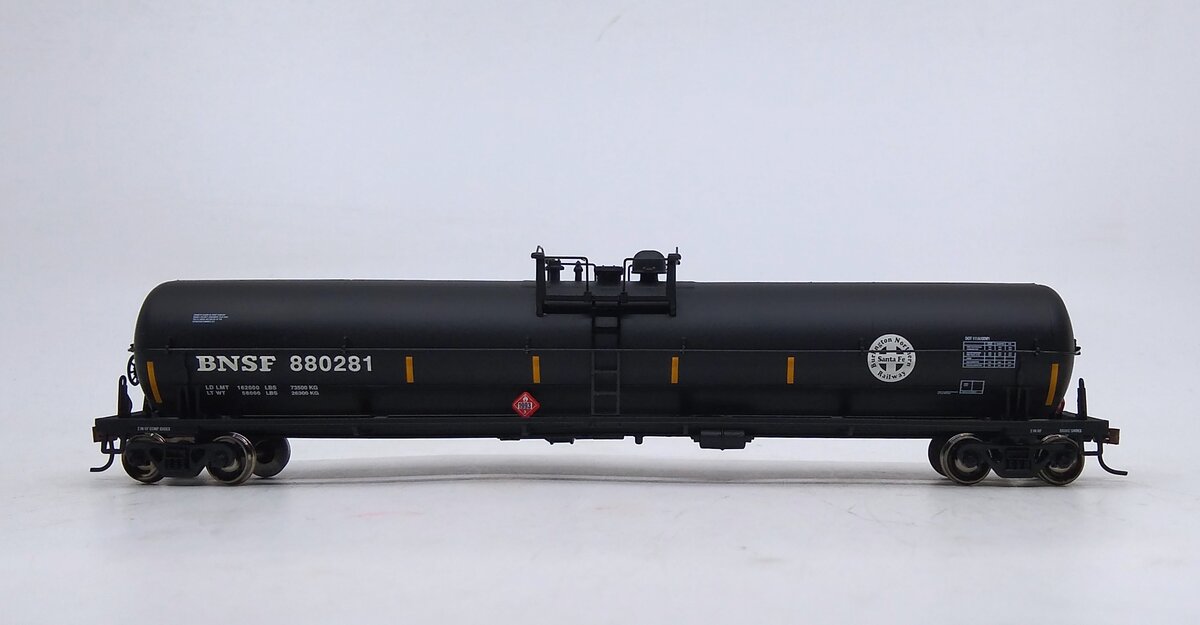 Athearn 73788 HO Scale Burlington Northern Santa Fe RTR 62' Tank Car #880281