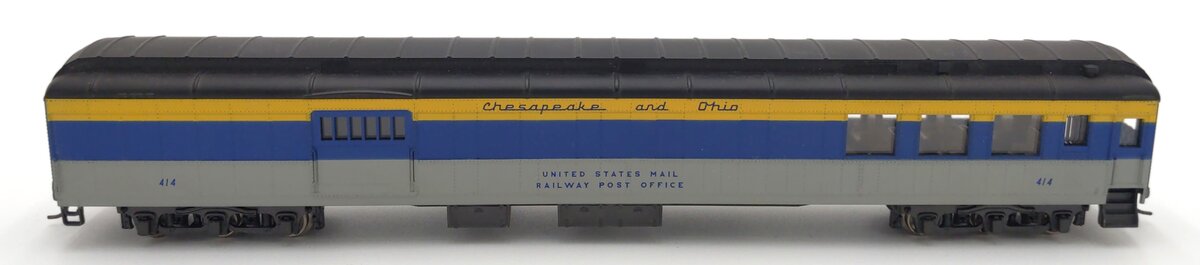 AHM 6203-C HO Scale Chesapeake & Ohio Combine Passenger Car #414 LN/Box
