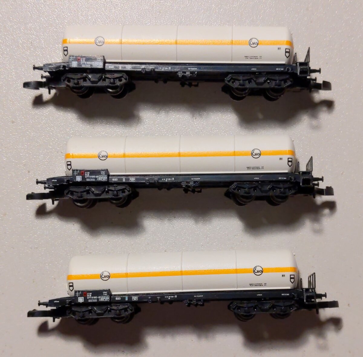Marklin 82189 Z EVA and VTG Gas Tank Car Set (Set of 6)