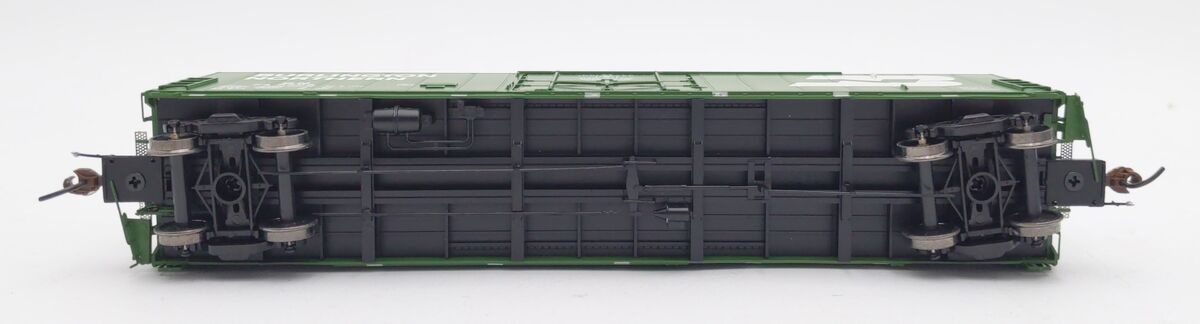 Athearn G63880 HO Bur Northern 50' PC&F Rivet Side Box w/10'6