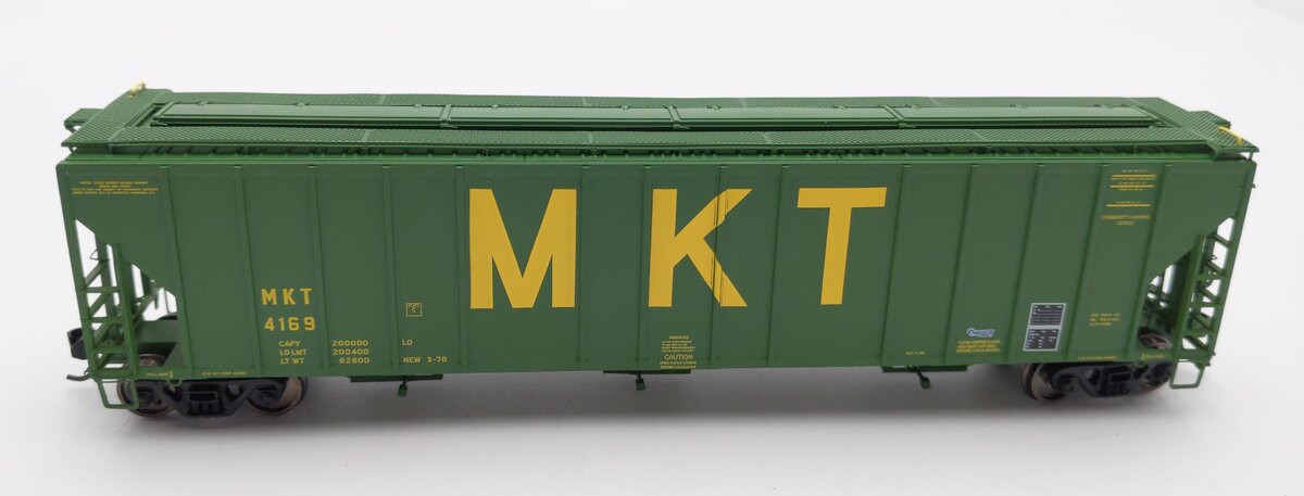 Walthers 920-106139 HO MKT 55' Evans 4780 Cubic Foot 3-Bay Covered Hopper #4169