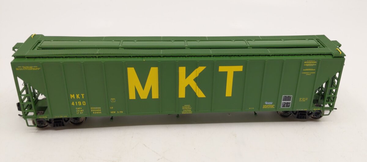 Walthers 920-106141 HO MKT 55' Evans 4780 Cubic Foot 3-Bay Covered Hopper #4190