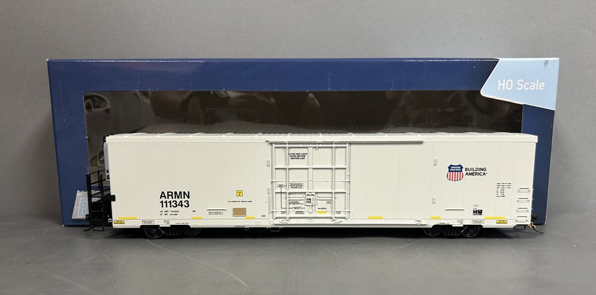 BLMA Models 52041 HO Union Pacific "ARMN" Trinity 64' Reefer #111343