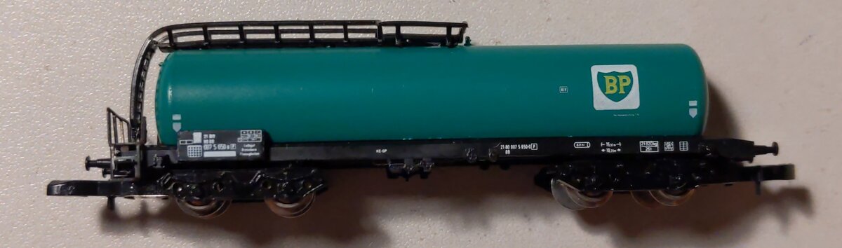 Marklin 8628 Z Scale BP 4-Axle Tank Car LN/Box