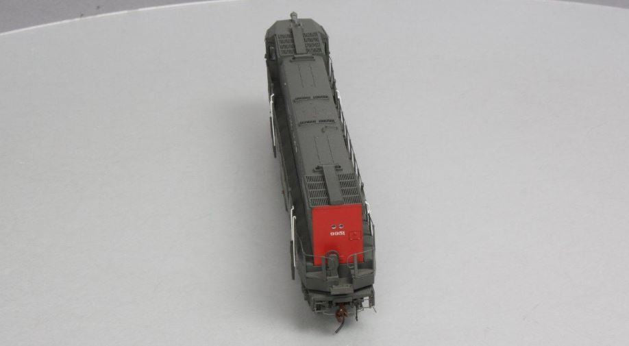 Athearn 88679 HO Scale Southern Pacific U50 Diesel Locomotive #9951