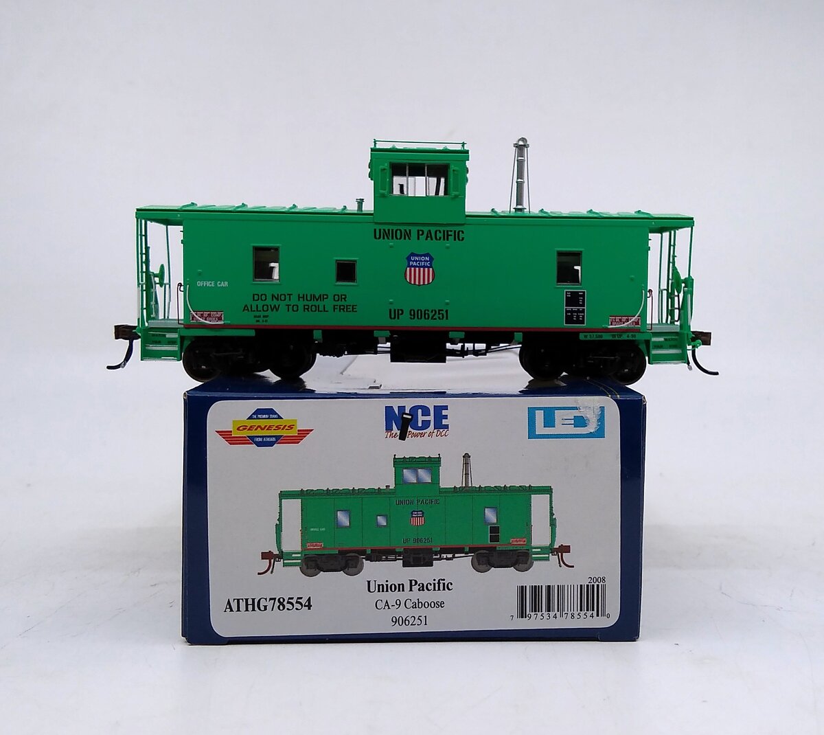 Athearn G78554 HO Union Pacific CA-9 Caboose #906251 w/Lights