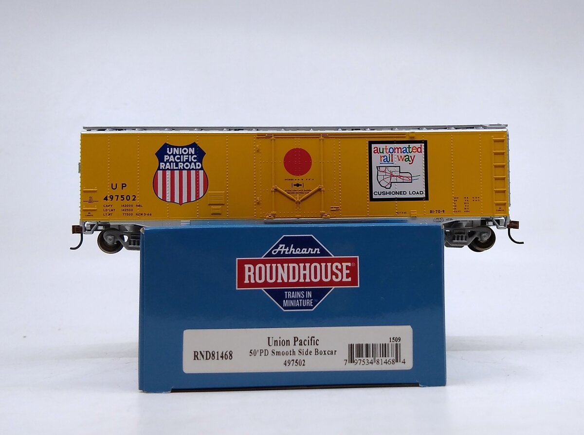 Roundhouse 81468 HO Union Pacific 50' Plug Door Box Car #497502