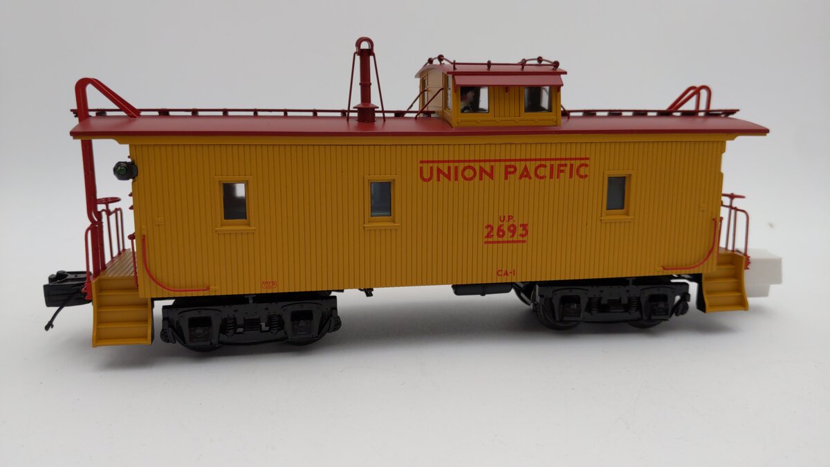 MTH 20-91317 O Union Pacific CA-1 Woodsided Caboose #2693