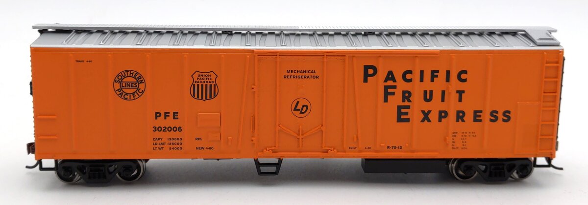 Roundhouse 87863 HO Pacific Fruit Express 50' Ex Post Mechanical Reefer #302006