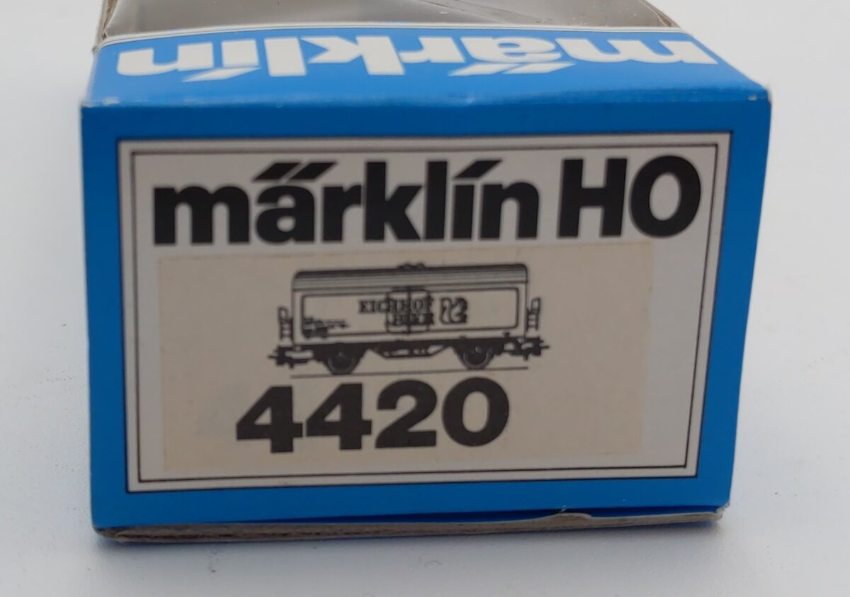 Marklin 4420 HO Scale Teinacher Beer Reefer Car LN/Box