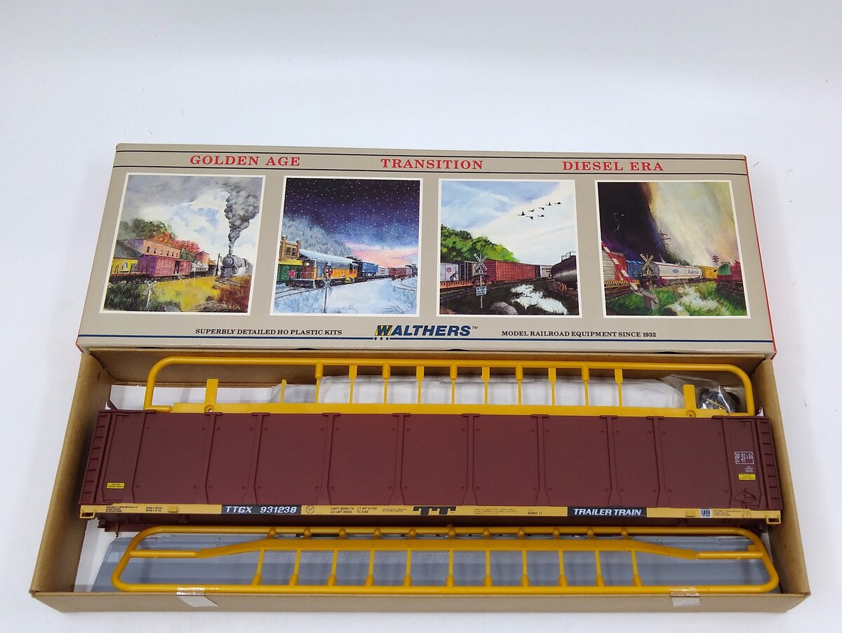 Walthers 932-4803 HO Conrail 89' Enclosed Auto Carrier Kit #931238