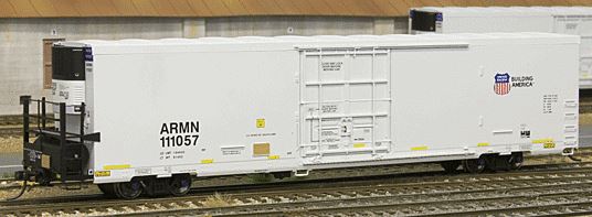 BLMA Models 52003 HO Union Pacific (ARMN) Trinity 64' Reefer Car #111057