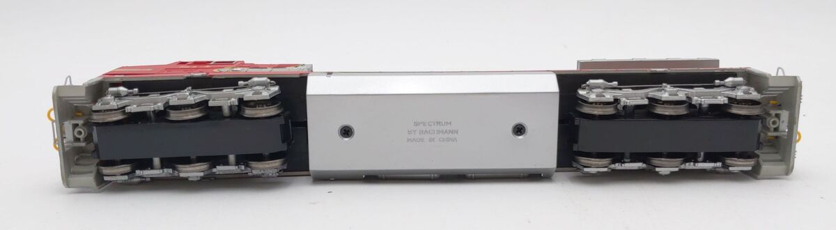 Bachmann 86027 HO BNSF GE Dash 8-40CW Diesel Locomotive #814