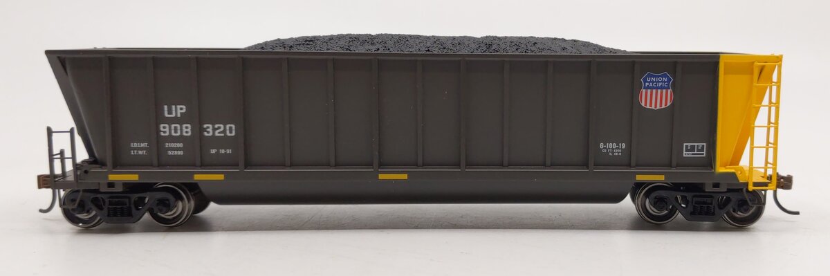 Athearn 97543 HO Union Pacific Bathtub Gondola w/Coal Load RTR #908320