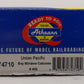 Athearn 74710 HO Union Pacific Bay Window Caboose #400