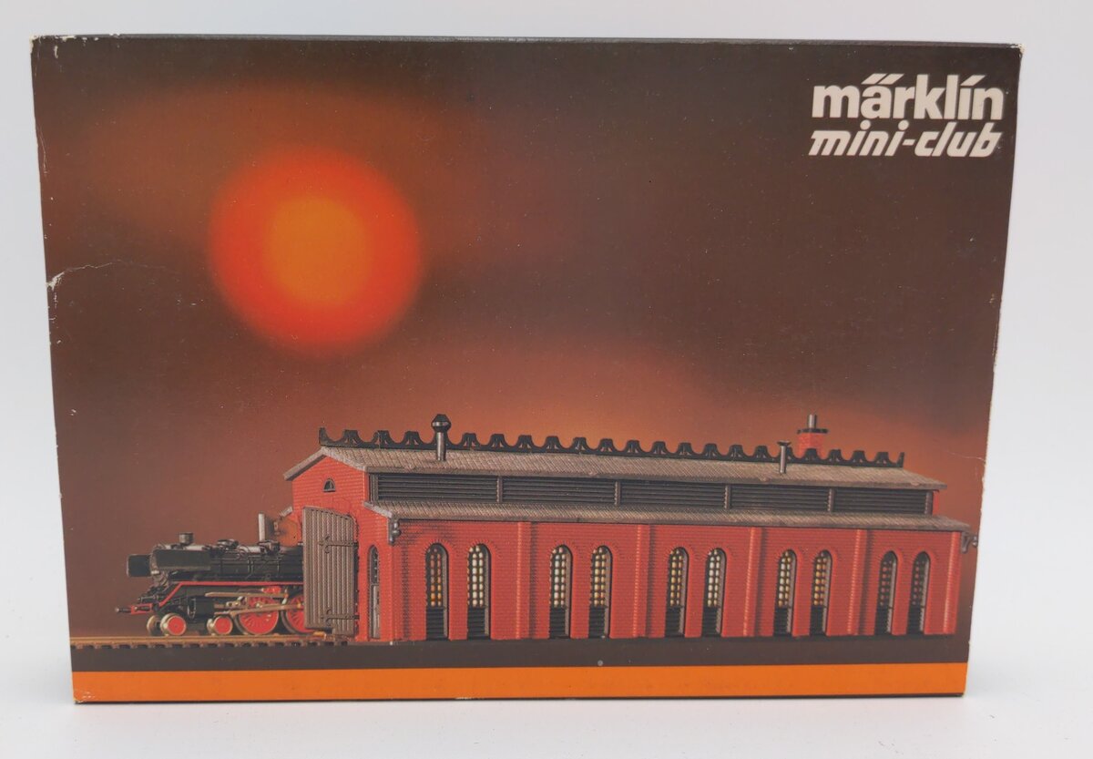 Marklin 8981 Z Scale Stall Locomotive Shed with Electric Door Kit