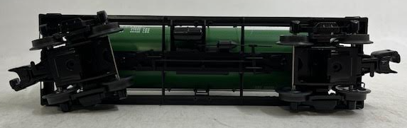 Lionel 6-81080 O Gauge Burlington Northern 8,000 Gallon Tank Car #977100