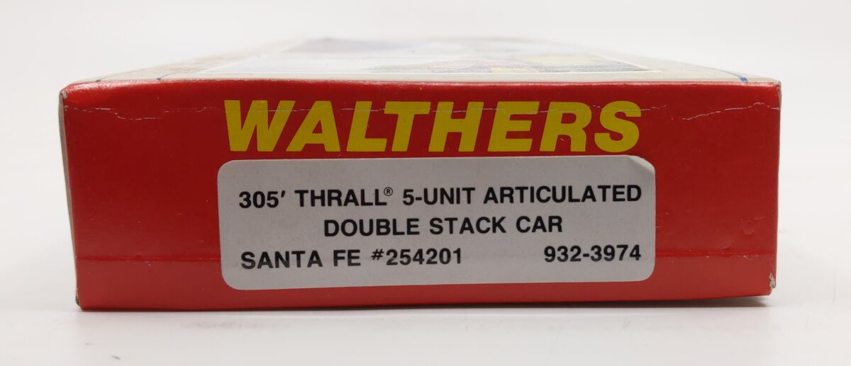 Walthers 932-3974 Santa Fe 305' Thrall 5 Unit Articulated Double Stack Car