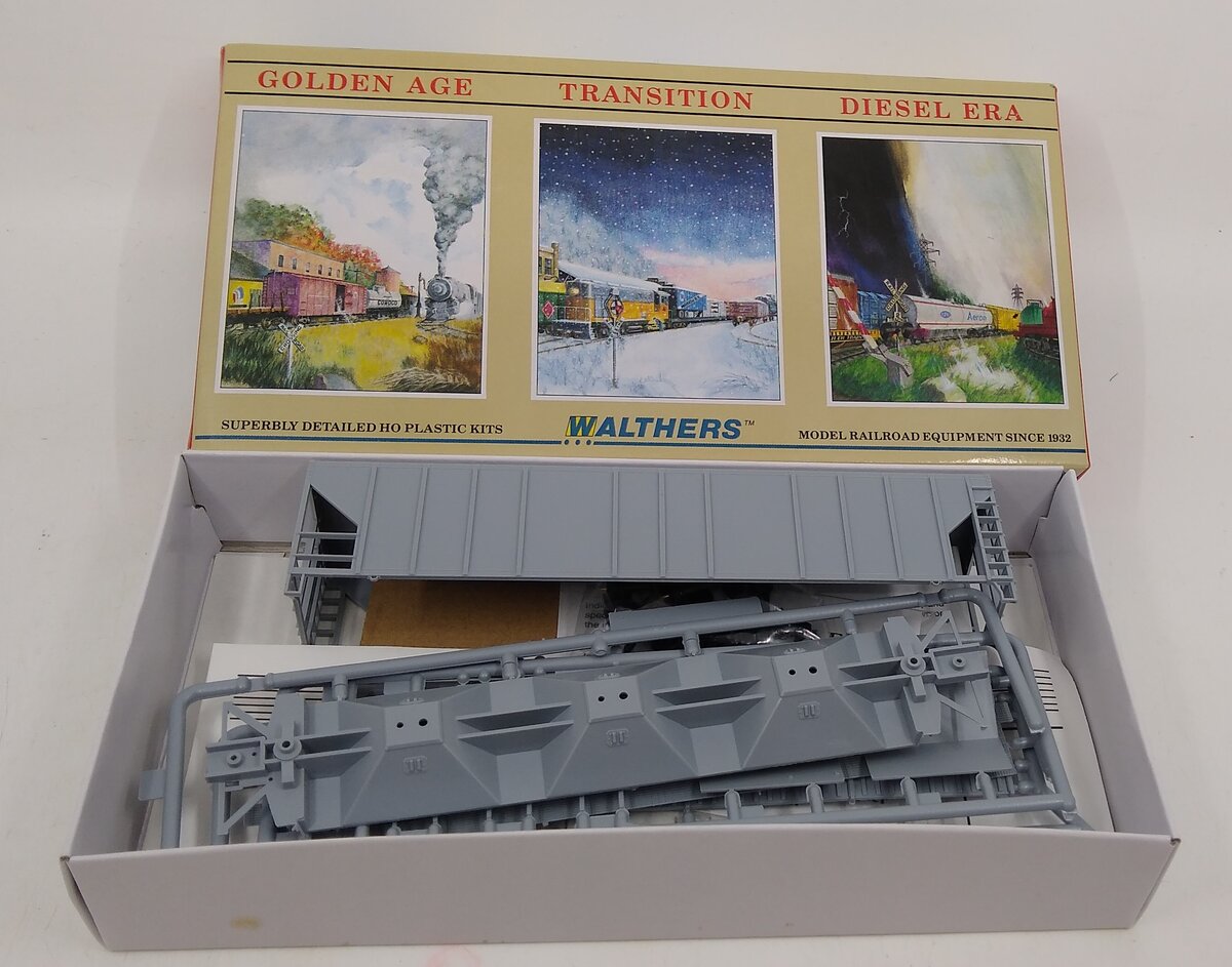 Walthers 932-5700 HO Undecorated PS-2CD 4427 Covered Hopper Kit