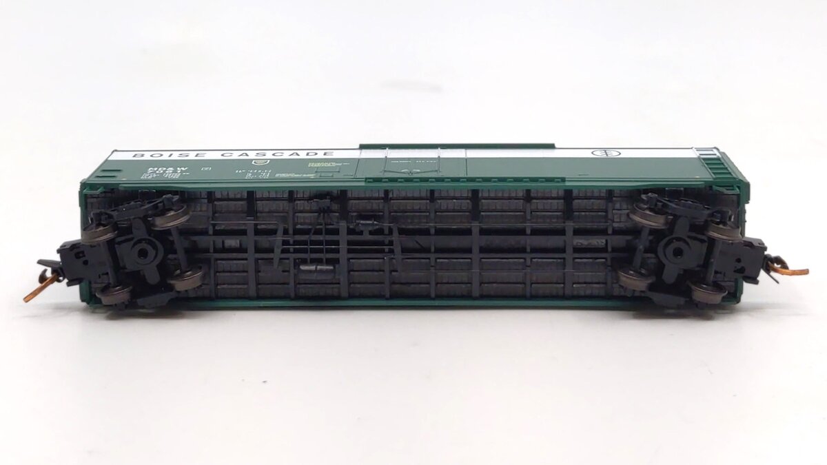 Micro-Trains 03800430 N MD&W Boise Cascade 50' Standard Plug Door Boxcar #7061