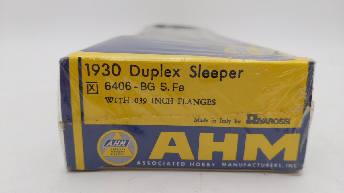 AHM 6406 HO Scale Santa Fe Duplex Sleeper Car #215