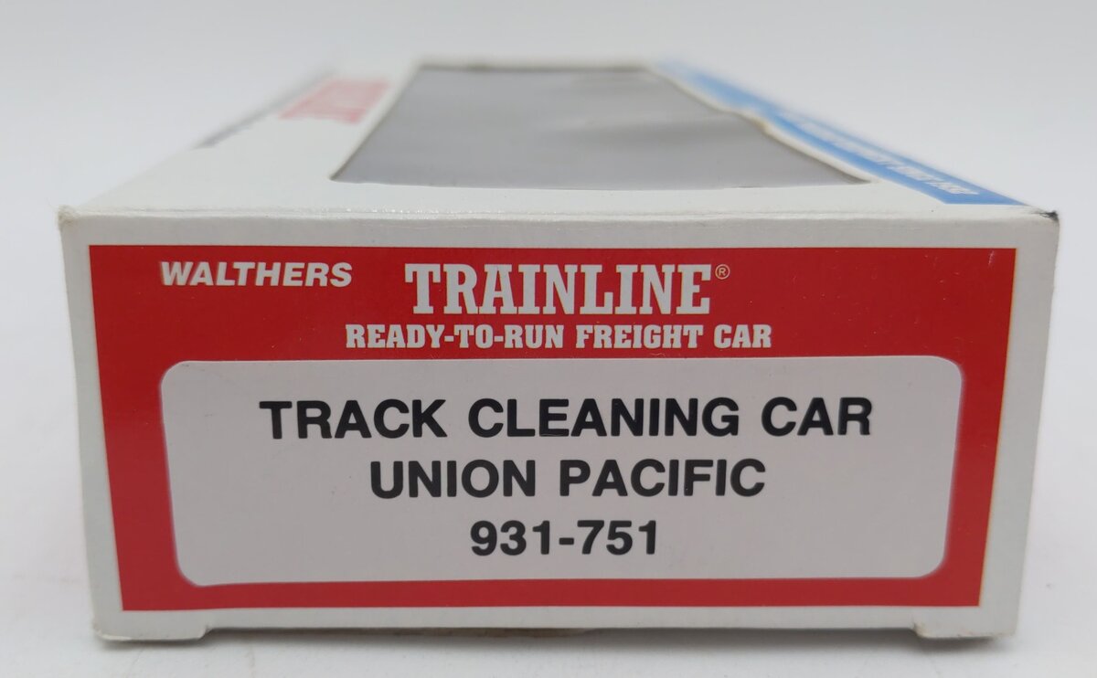Walthers 931-751 HO Union Pacific Track Cleaning Car #113803 EX/Box