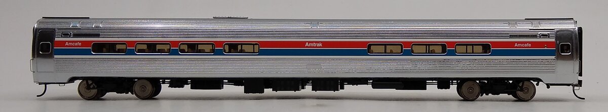 Walthers 920-11240 HO Scale Amtrak 85' Amfleet I Amcafe (Phase II) Passenger Car