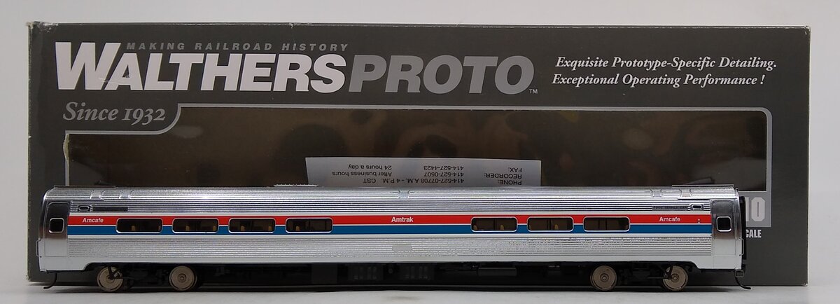 Walthers 920-11240 HO Scale Amtrak 85' Amfleet I Amcafe (Phase II) Passenger Car