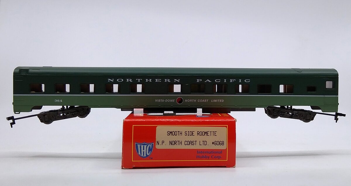 IHC 6068 HO Northern Pacific Smooth Side Roomette #364