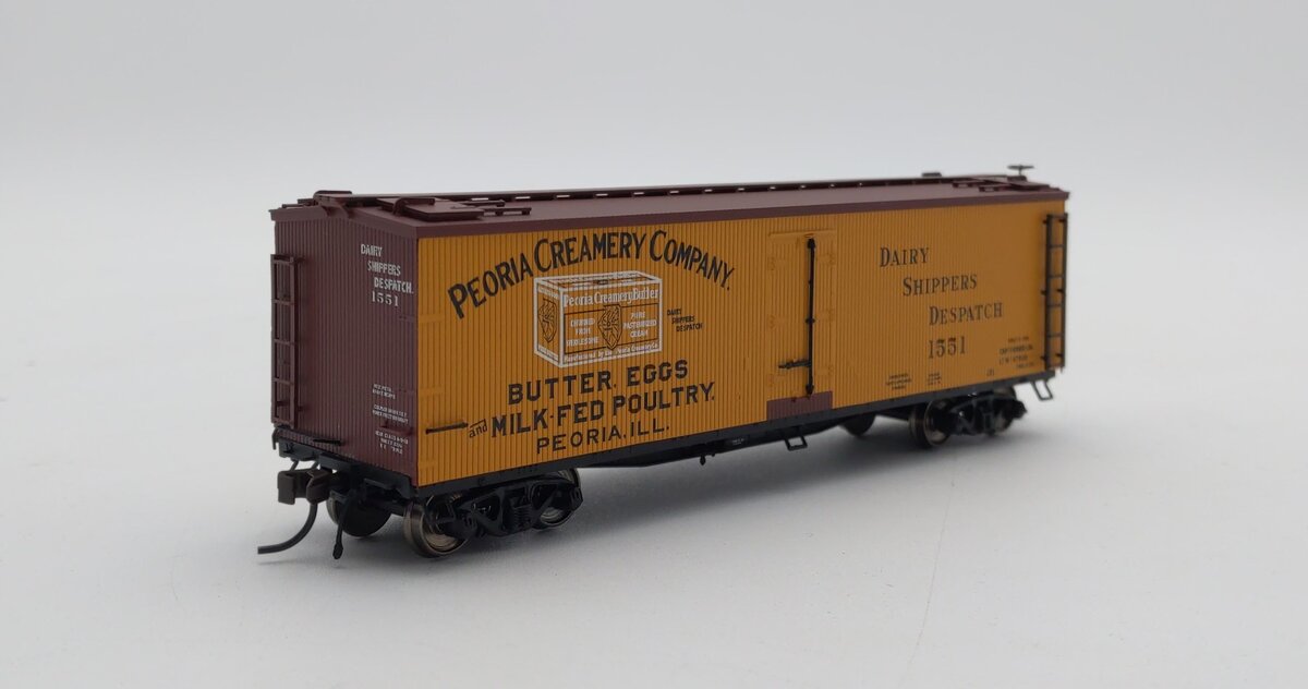 Atlas 20003302 HO Scale Peoria Creamery Company 40' Wood Reefer #1551