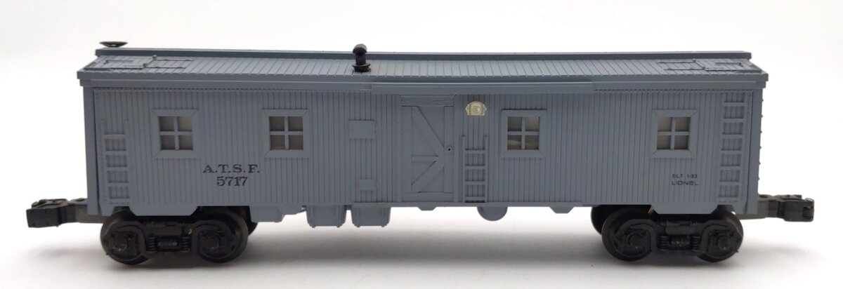 Lionel 6-5717 O Gauge Santa Fe Illuminated Bunk Car LN/Box