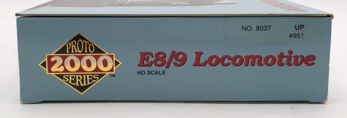 Proto 2000 8037 HO Scale Union Pacific E8/9 Diesel Locomotive #951 LN/Box
