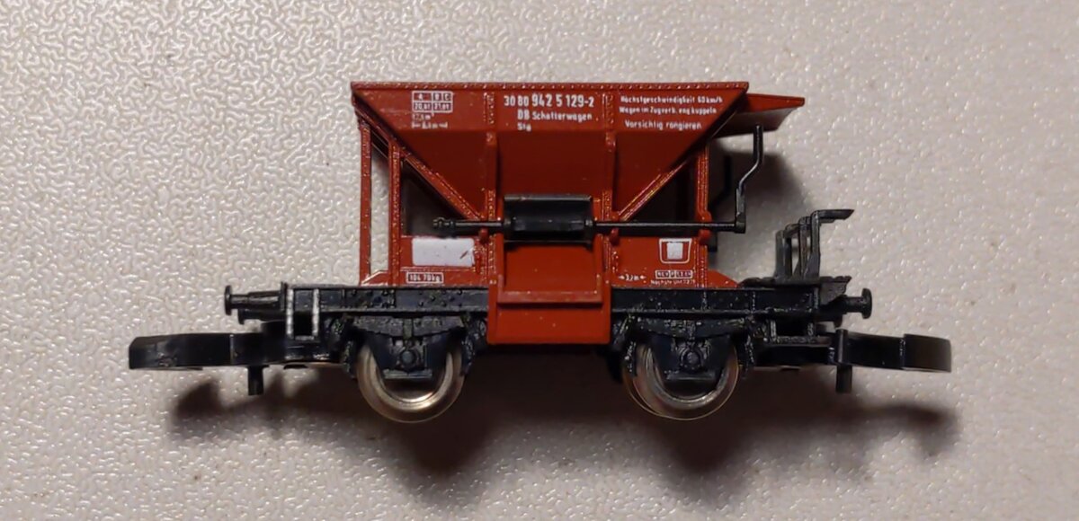 Marklin 8624 Z Scale DB German Federal Railroad Ballast Car