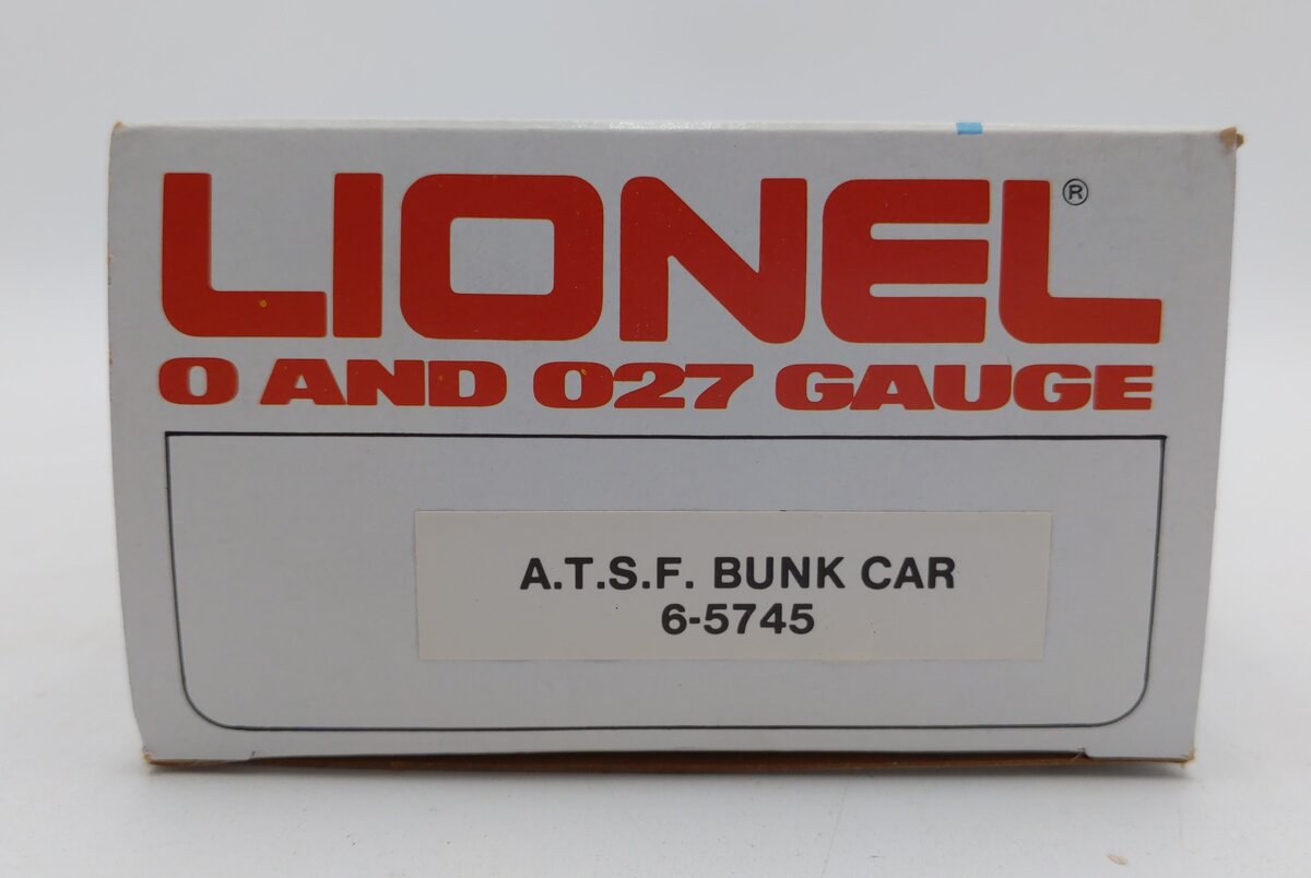Lionel 6-5745 O Gauge AT&SF Bunk Car LN/Box