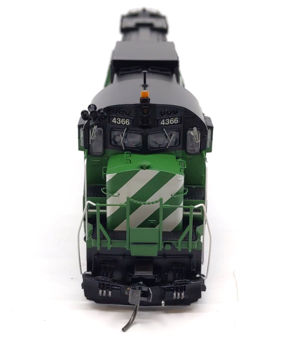 Bowser 24386 HO Burlington Northern ALCO Century C-636 Diesel Locomotive #4366