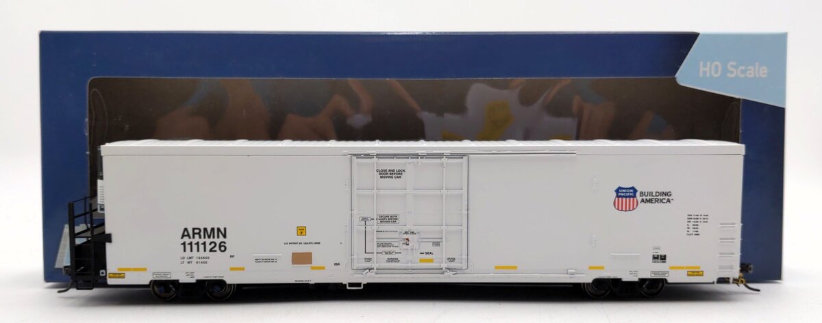 BLMA Models 52006 HO Union Pacific Trinity 64' Reefer Car #111126 LN/Box