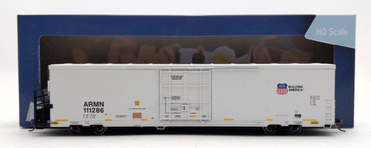 BLMA Models 52014 HO Union pacific Trinity 64' Reefer Car #111286 LN/Box