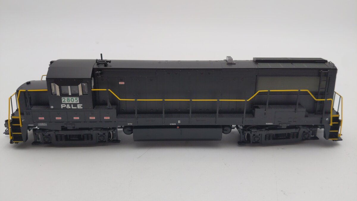 Bowser 24545 HO Pittsburgh & Lake Erie U-25B Diesel Locomotive #2805 w/Sound/DCC