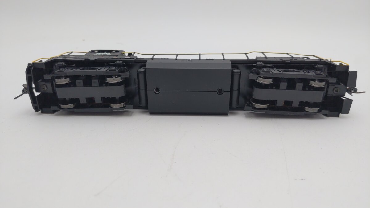Bowser 24545 HO Pittsburgh & Lake Erie U-25B Diesel Locomotive #2805 w/Sound/DCC
